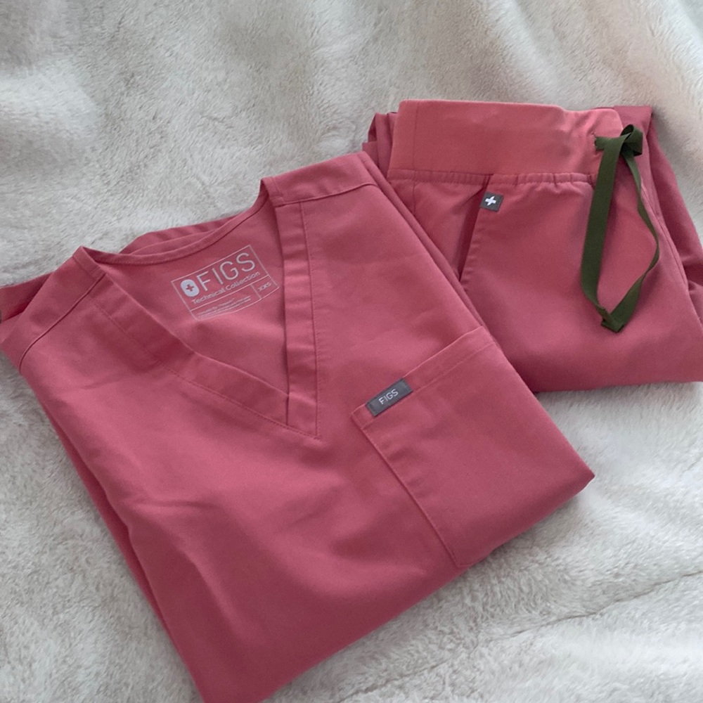 FIGS Scrub Set | Pink | XS+XXS